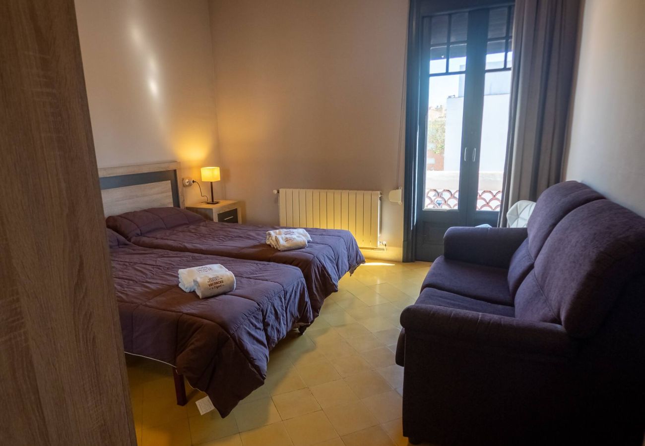 Apartament en Sant Feliu de Guixols - 29.90   1° Linea de Platja St Pol S'Agaró