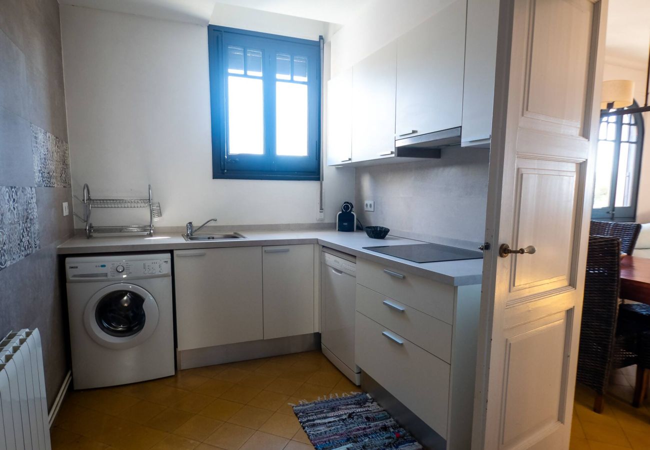 Apartament en Sant Feliu de Guixols - 29.90   1° Linea de Platja St Pol S'Agaró
