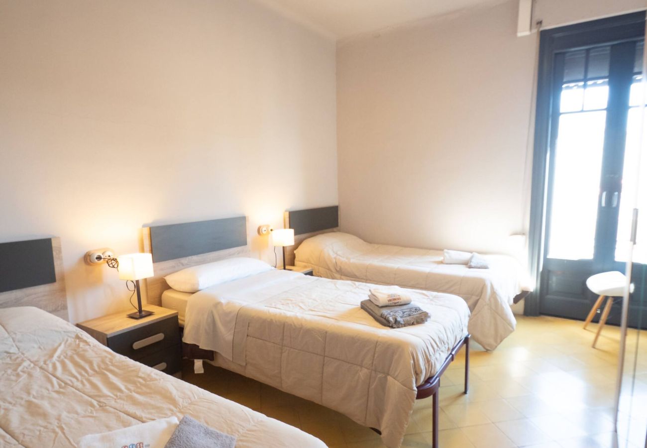 Apartament en Sant Feliu de Guixols - 29.90   1° Linea de Platja St Pol S'Agaró