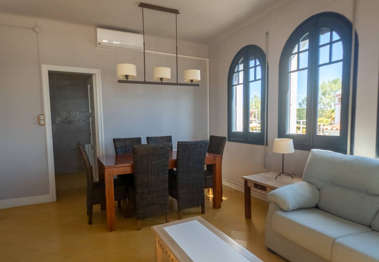 Apartament en Sant Feliu de Guixols - 29.90   1° Linea de Platja St Pol S'Agaró